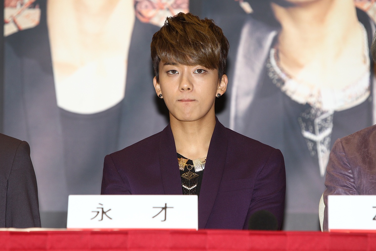 2013年6月8日,台北,韩国男子组合b.a.p演唱会发布会.***_***b.a.p