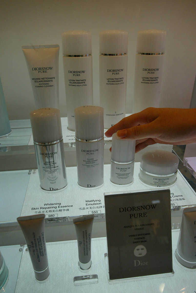 安然慕瑟恒颜柔肤水使用时间：早晚洁面后，白天补水舒缓