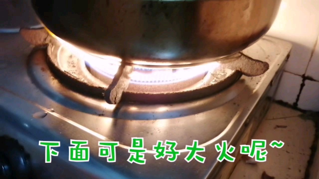 广东本地人是怎样清蒸海鲜的?原汁原味,口水流的一地!