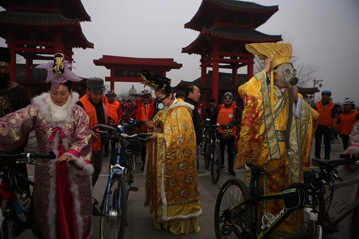 女皇如何管理后宫？与男皇帝有何不同？