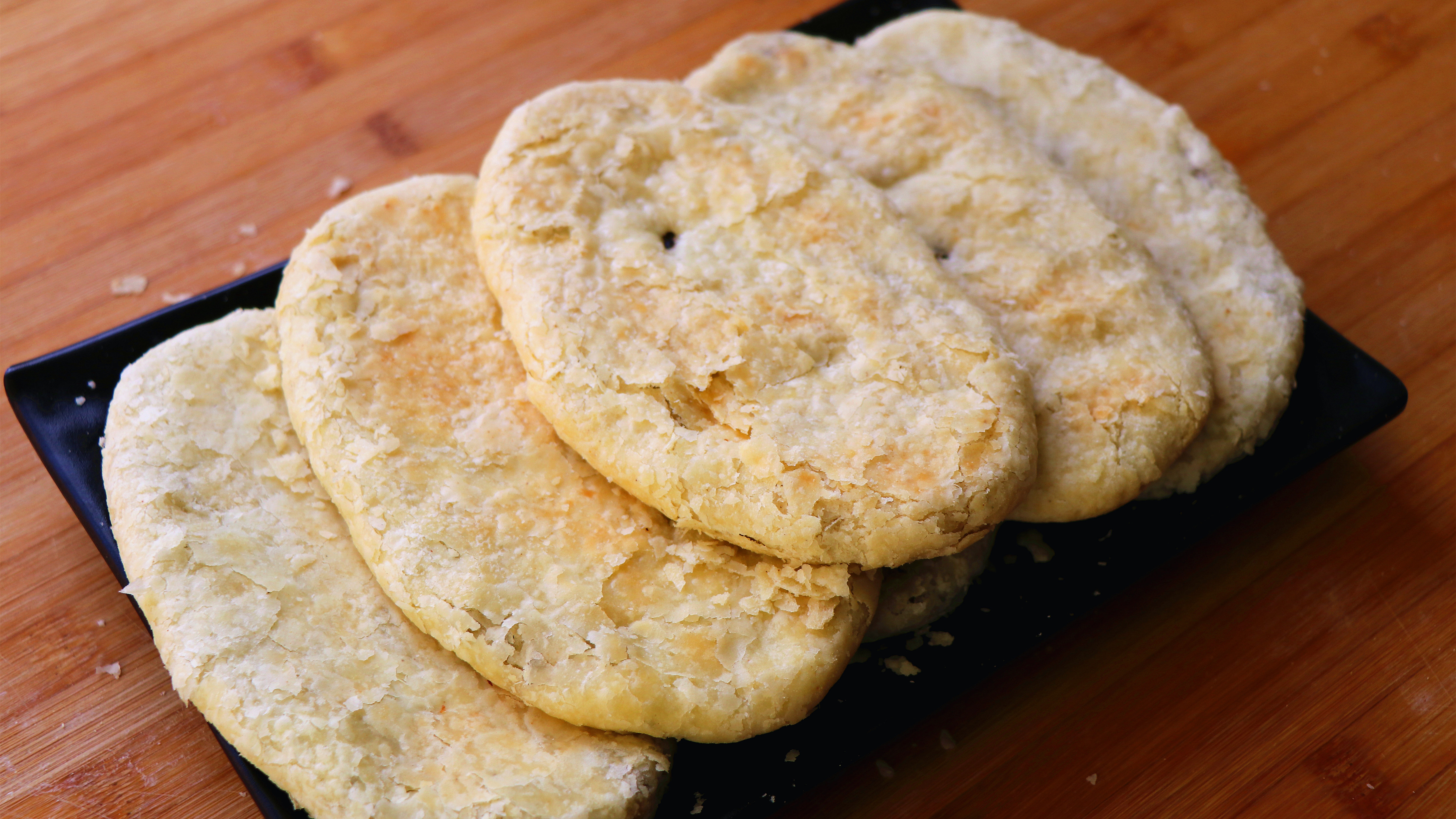 梅菜不要做扣肉,试试这样做,香而不腻,做法还简单