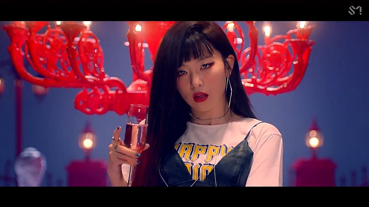 [图]女团Red Velvet《Bad Boy》MV版