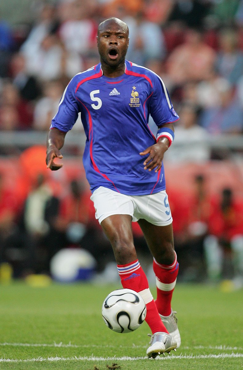 2006年6月23日,世界杯g组,法国2-0击败多哥.加拉斯  cologne, germany