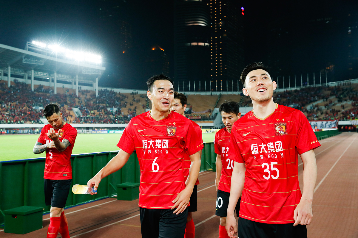 2018亚冠小组赛g组:广州恒大淘宝5-3济州联 赛后谢场