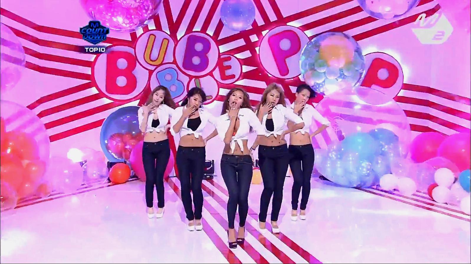 [图]令人羡慕的细腰，《bubble pop》时期的金泫雅，果然是身材巅峰！