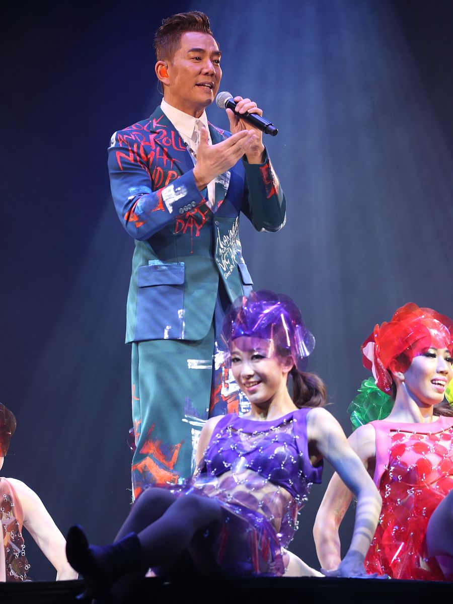 2015年11月29日,香港,男人帮一连三晚的演唱会完满成功.任贤齐
