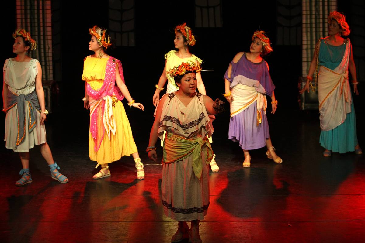 戏剧起源：从古希腊到世界舞台