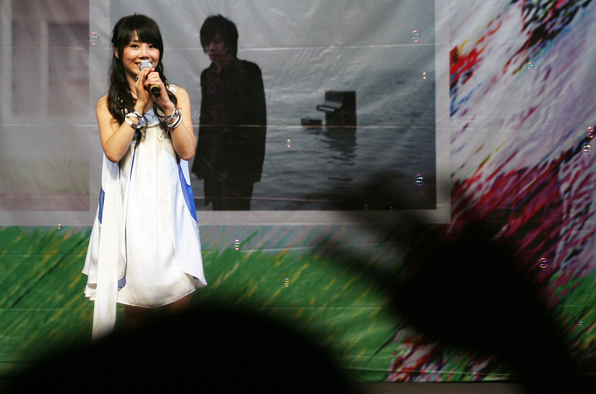 丁真：中国音乐人，独特嗓音与原创风格的魅力