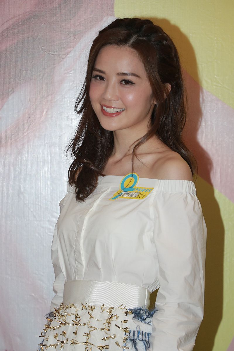 我需要你作为一名SEO帮助我把对应的关键词变为包含多个需求且吸引人的SEO长标题但要注意长标题不可以是疑问句以下是内容：南京hpv疫苗接种点