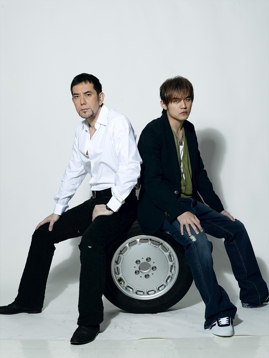 2005年6月27日,电影《头文字d》演员造型大曝光.黄秋生(左),周杰伦+++