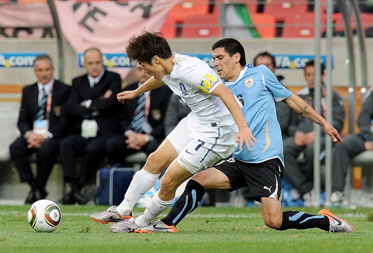 2010年6月26日,南非伊丽莎白港,2010世界杯1/8决赛,乌拉圭vs韩国.***_