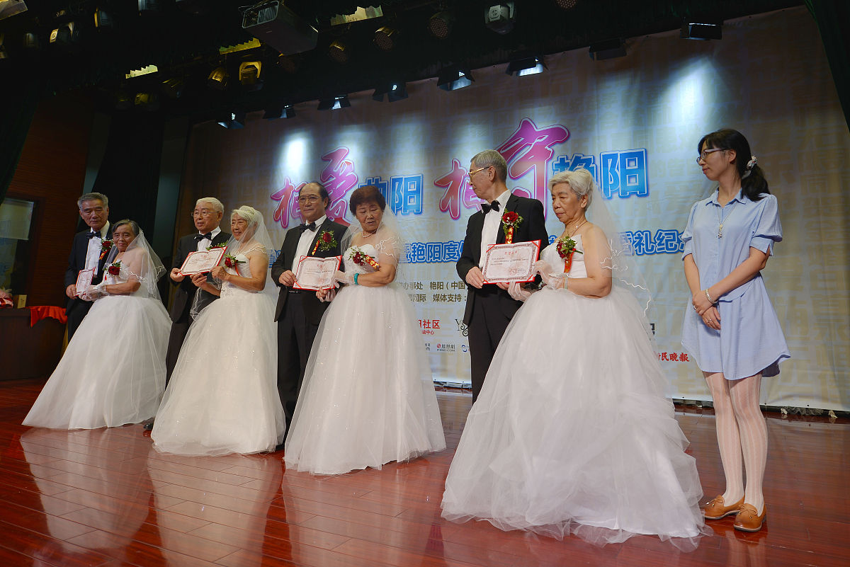 运城华美礼仪学校专业介绍：婚礼策划、商务礼仪、餐饮礼仪等