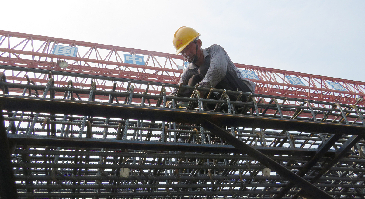 钢结构吊装安全质量管理分析：标准、问题与措施