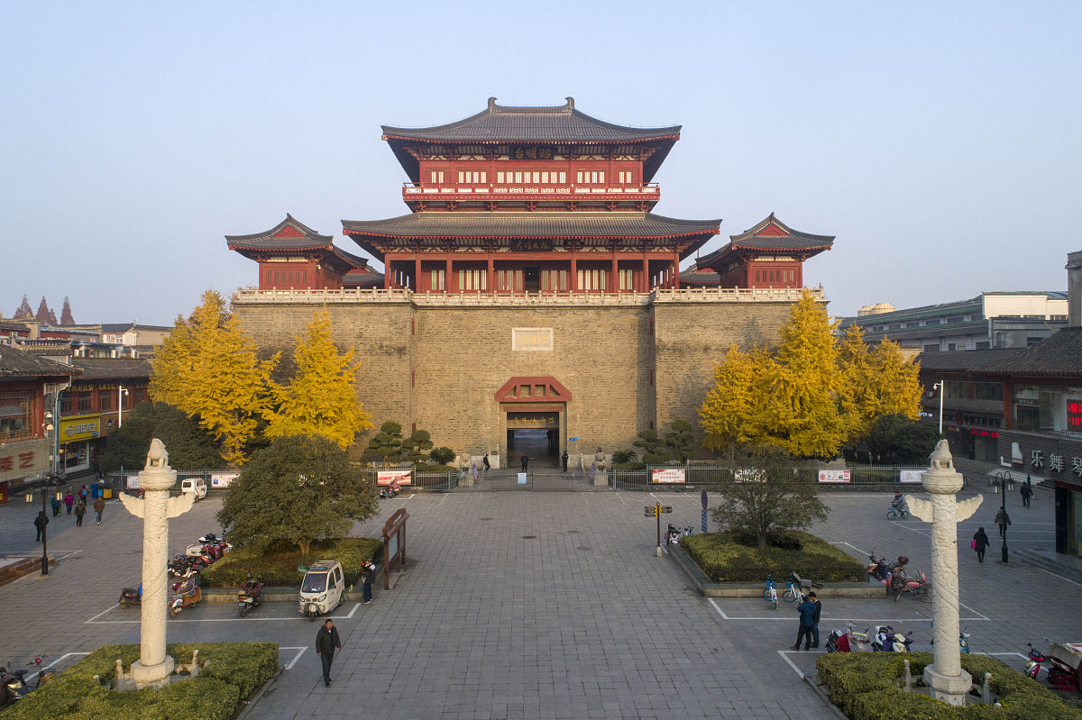 2019年12月11日,湖北襄阳,航拍昭明台.