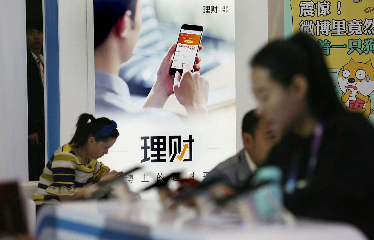 近视眼可以报考空乘专业吗？详细解答！