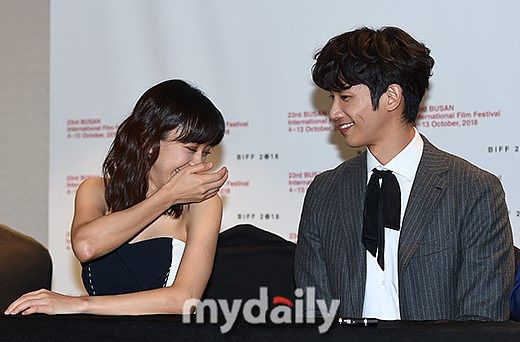 李智谦金智贤：才华与爱情的浪漫邂逅