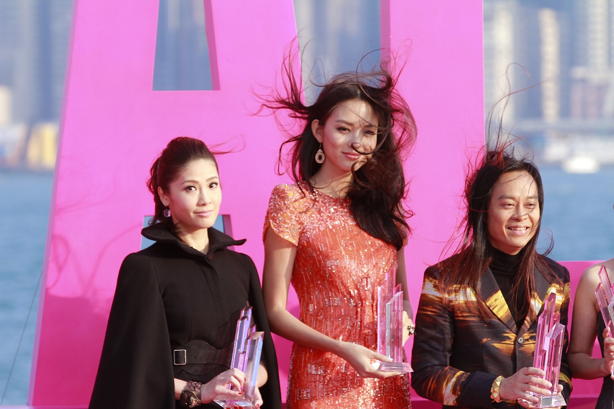2012年12月09日,香港,由香港时装设计师协会主办的"世界时尚天桥2012"
