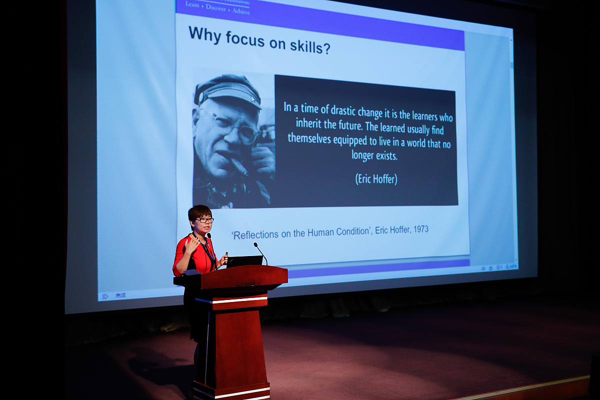 NEURAL REGENERATION RESEARCH期刊现任主编