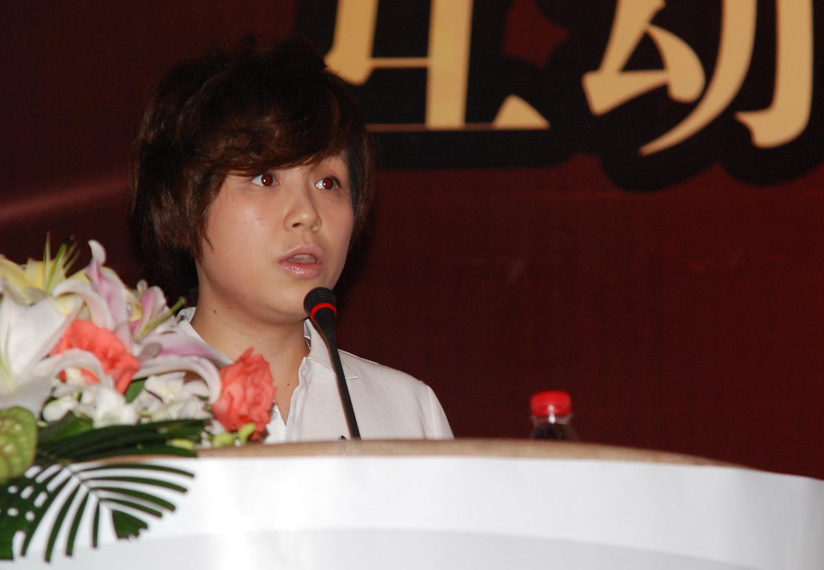 2010年7月25日讯,上海,互动娱乐新时代,影视工业的"造星"大探讨,"导演