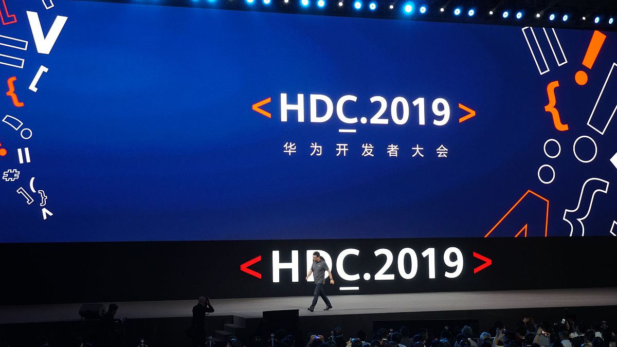 Java 五子棋游戏开发：使用 Swing 实现图形界面