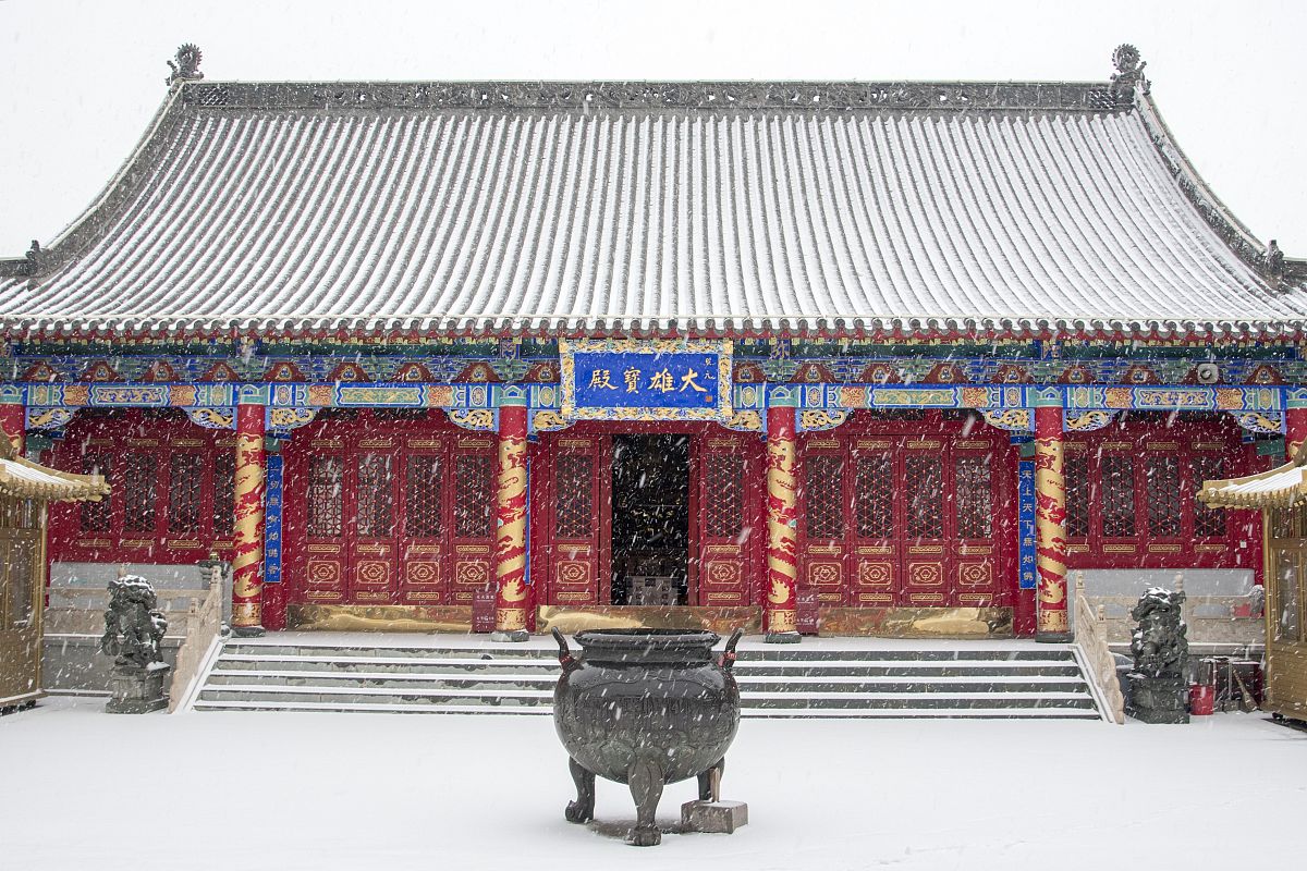 重庆旅游学校2023年招生专业：旅游管理、规划设计、英语、服务管理