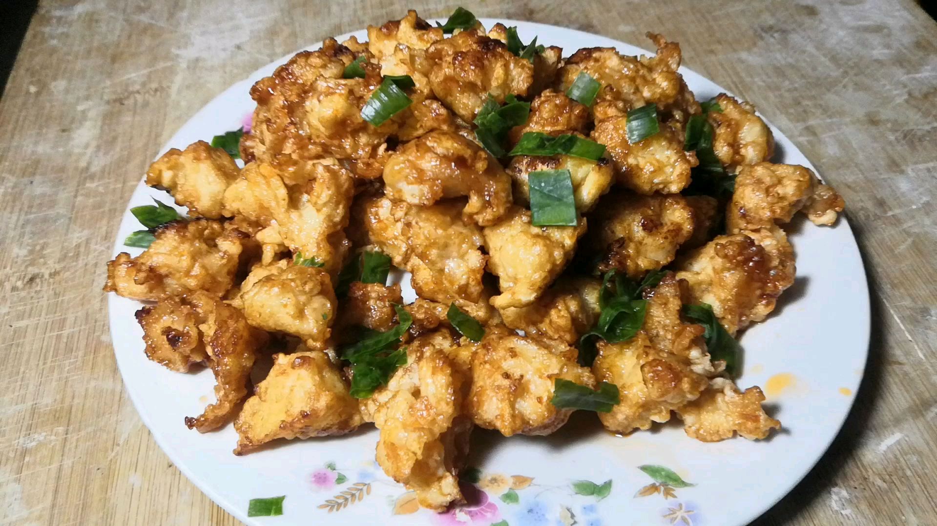 鸡胸肉这样做,小孩特别喜欢,我孙子每周都得吃两次