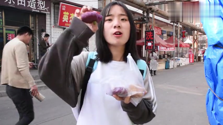 早餐还在发愁吃什么?甜甜的紫薯饼是爱情的味道!