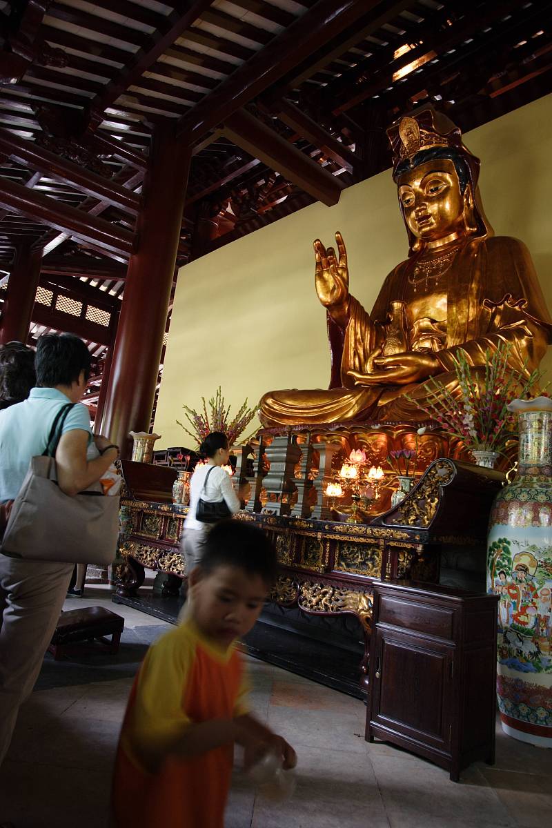 千年古刹佛祖舍利安静的寺庙押韵