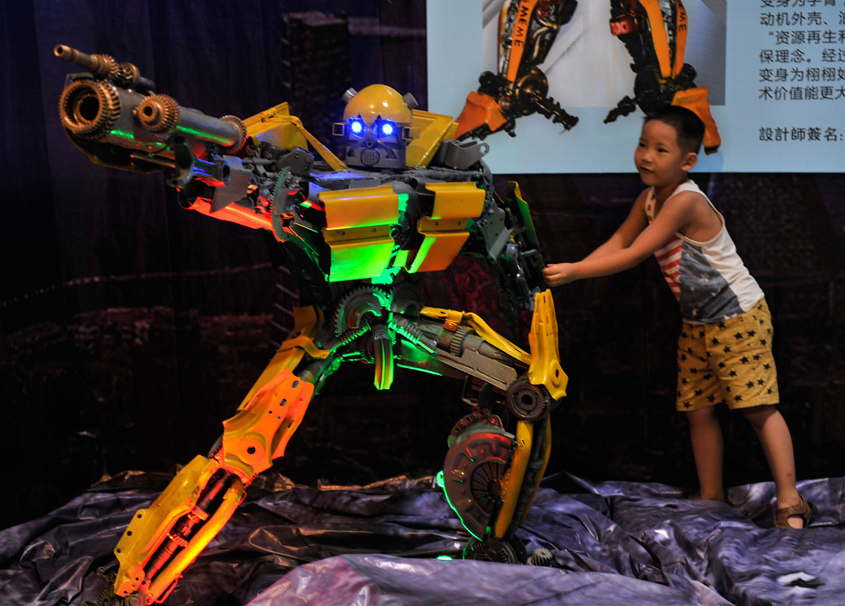 机甲机器人创意视频制作指南：从功能演示到故事叙述