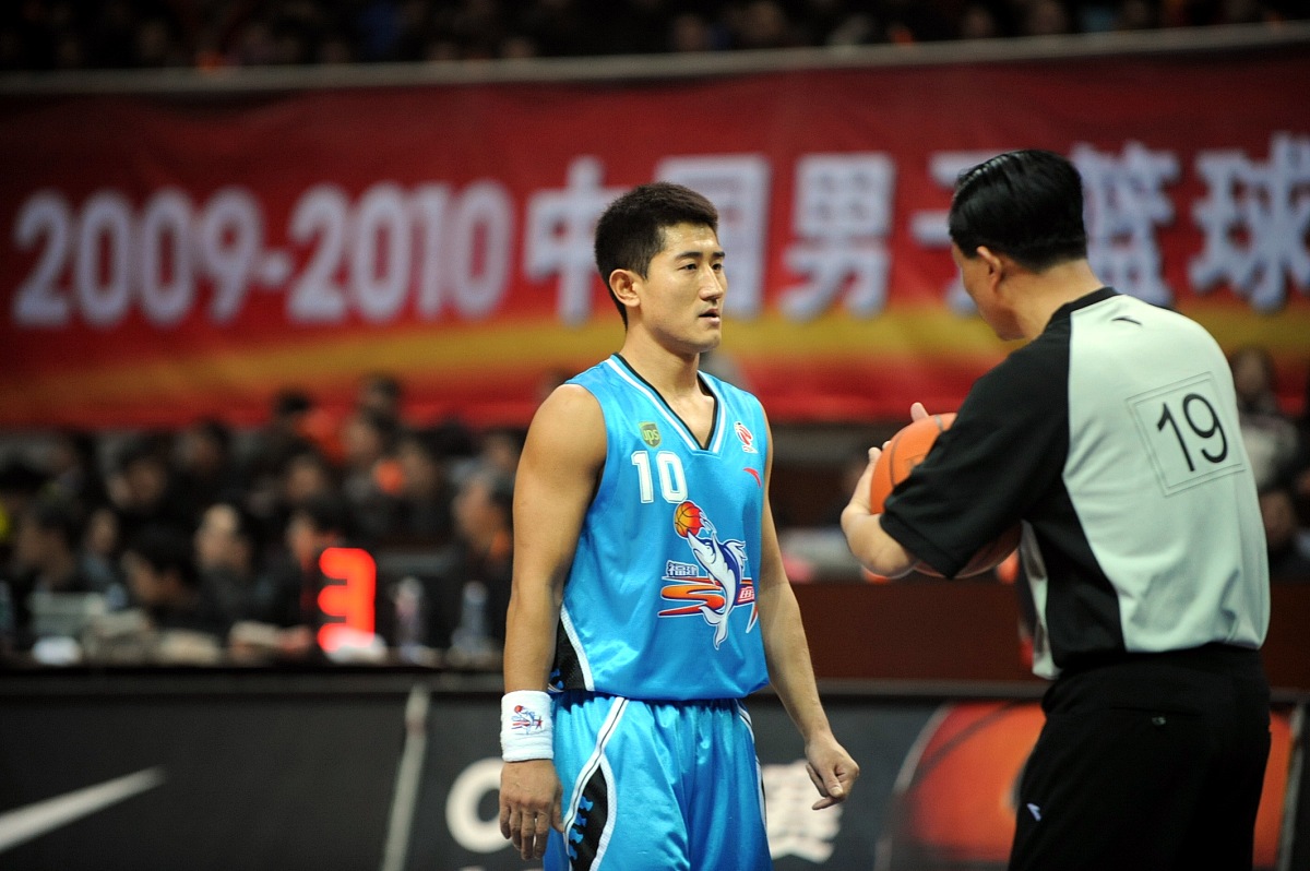 写一个排球裁判工作报告