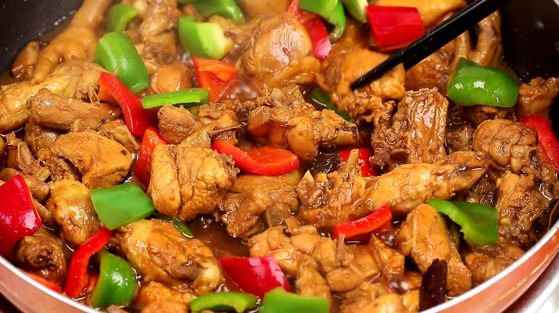 黄焖鸡简单的家常做法,掌握这个步骤,味道不比饭店差,真下饭