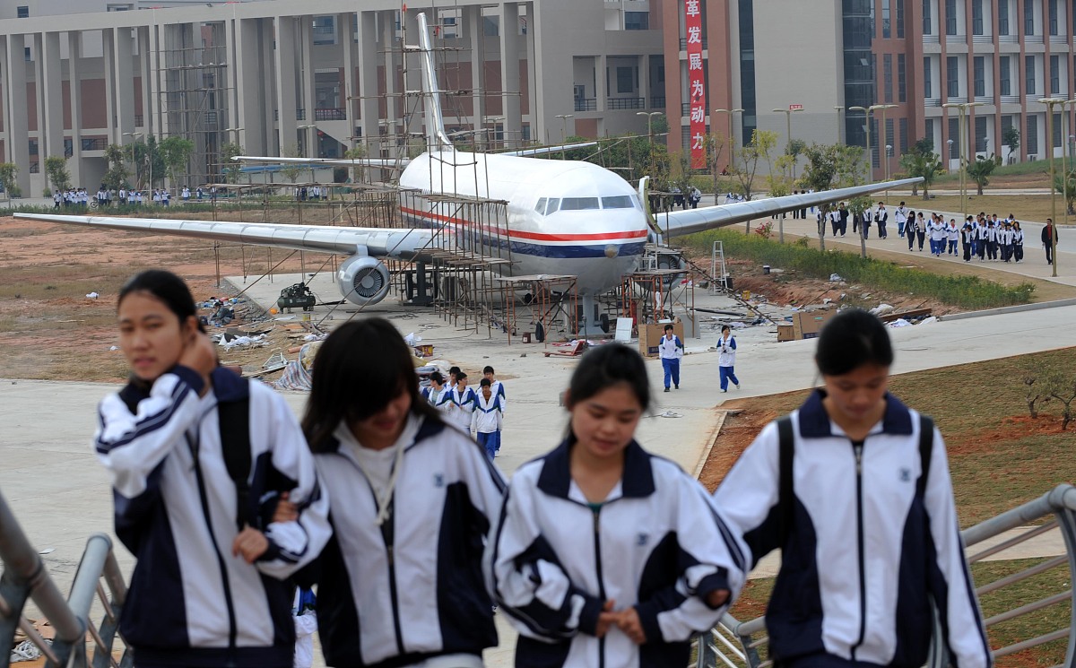 初中毕业生选择遵义航空职业技术学院前途好