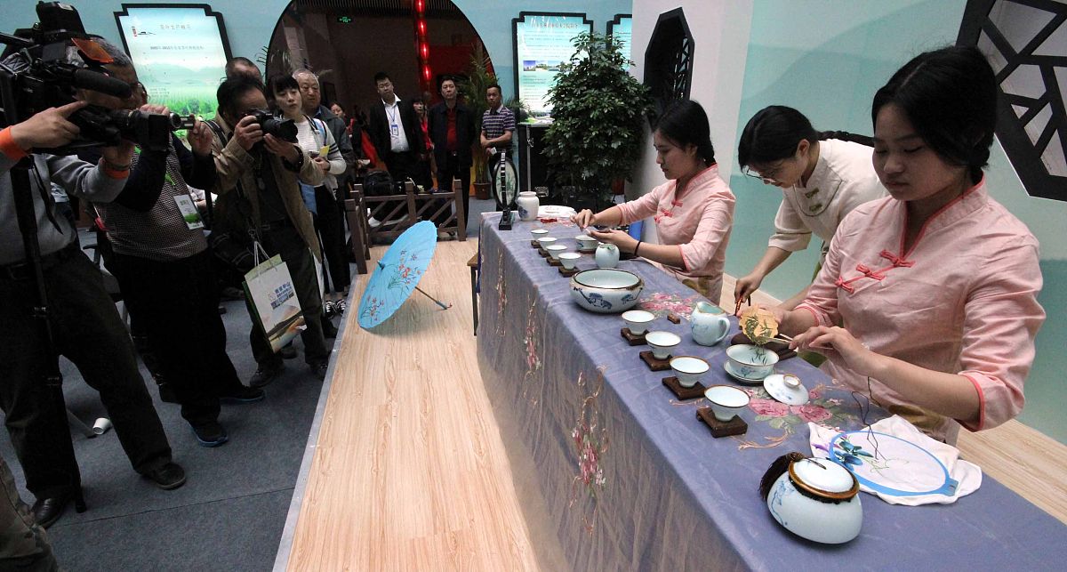 广西职业技术学院茶艺专业怎么样？优势与不足分析