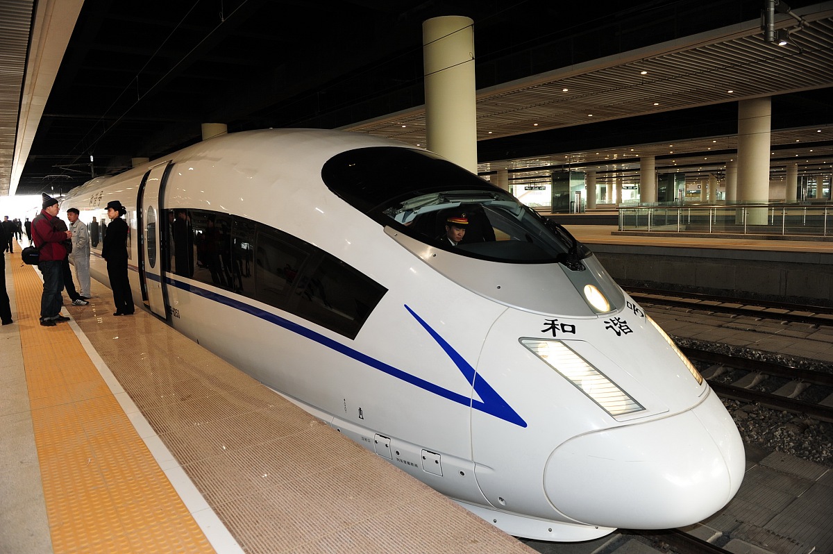 成都铁路工程学校就业前景分析：就业率高，发展潜力大