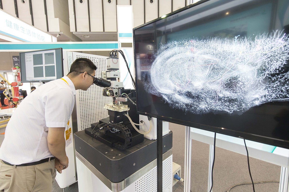 三维重建技术研究现状：从传统方法到深度学习