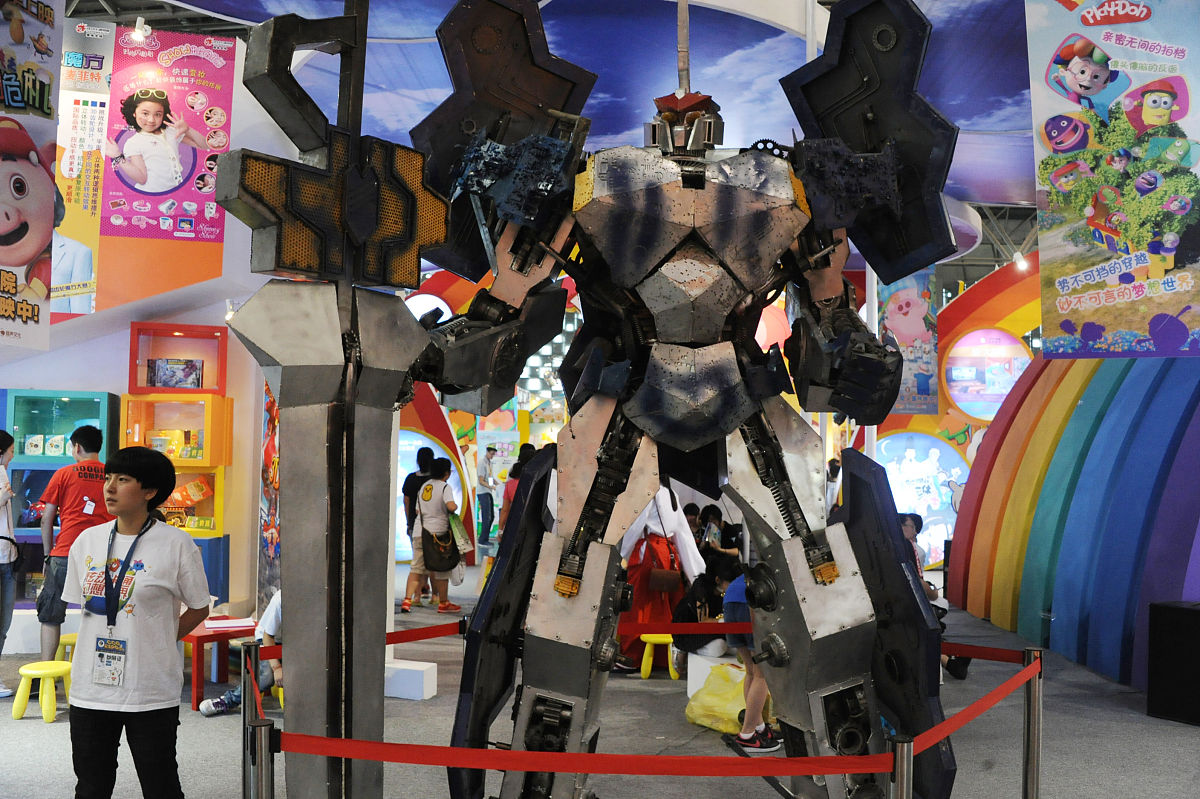 write an article about why does kids like transformers costume for seo