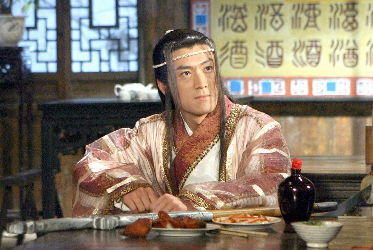 2005年11月4日,巨资制作的数字高清古装武侠大戏《江湖夜雨十年灯之白