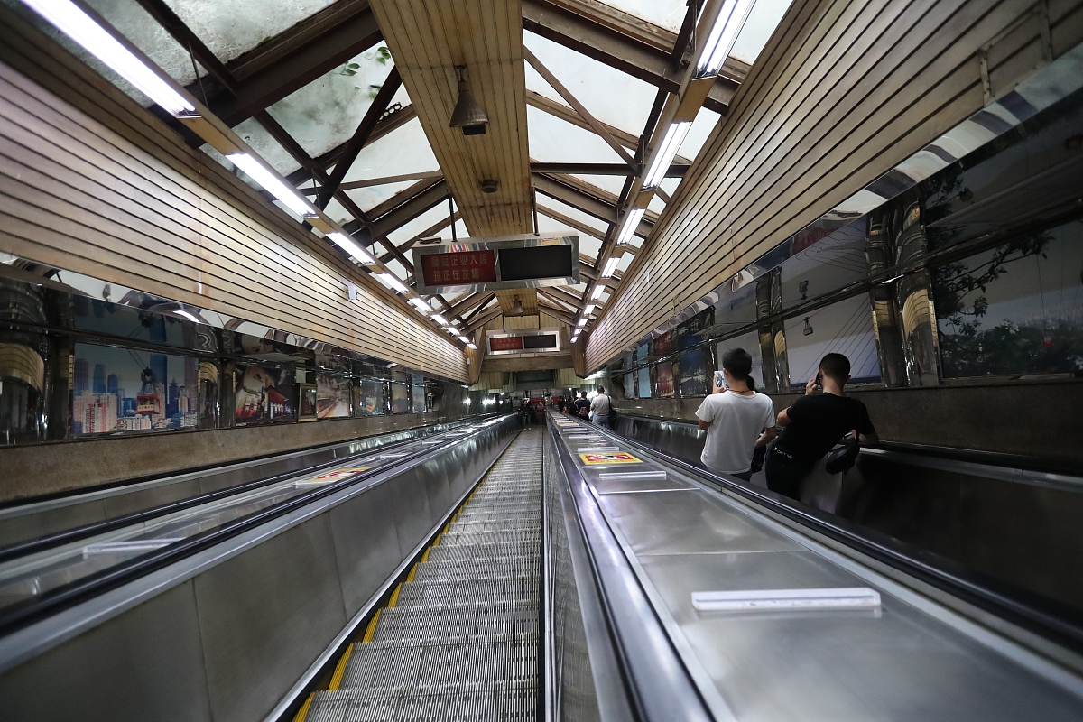 重庆工商学校电梯安装与维护有3+2五年制大专吗