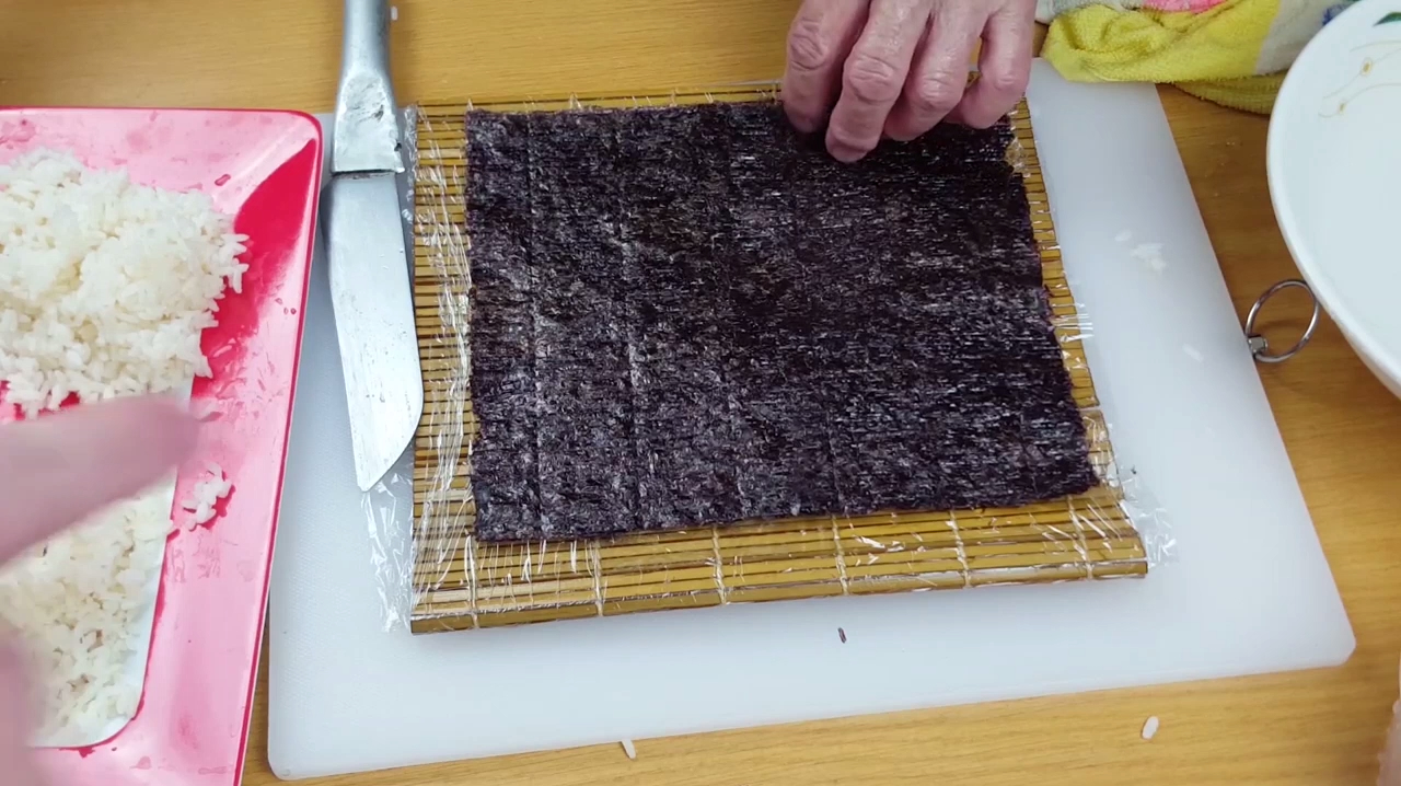 开学了,这道简单的金枪鱼寿司做便当,孩子都爱吃!