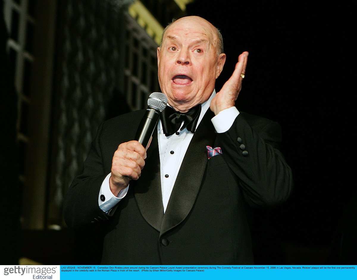 给我一个大概两分钟的名人演讲模仿秀