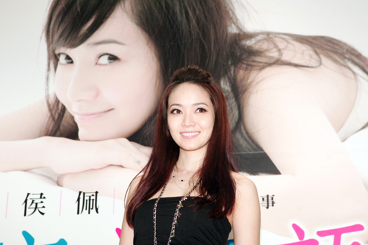 带言旁的字'请'：礼貌用语的含义和应用