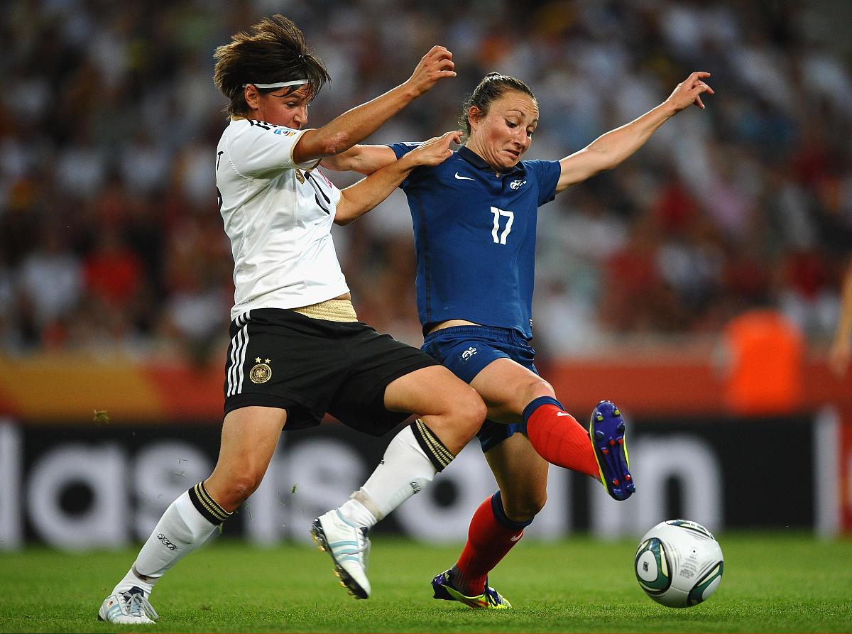 2011年7月5日,门兴格拉德巴赫,2011女足世界杯a组,德国4-2法国.***_**