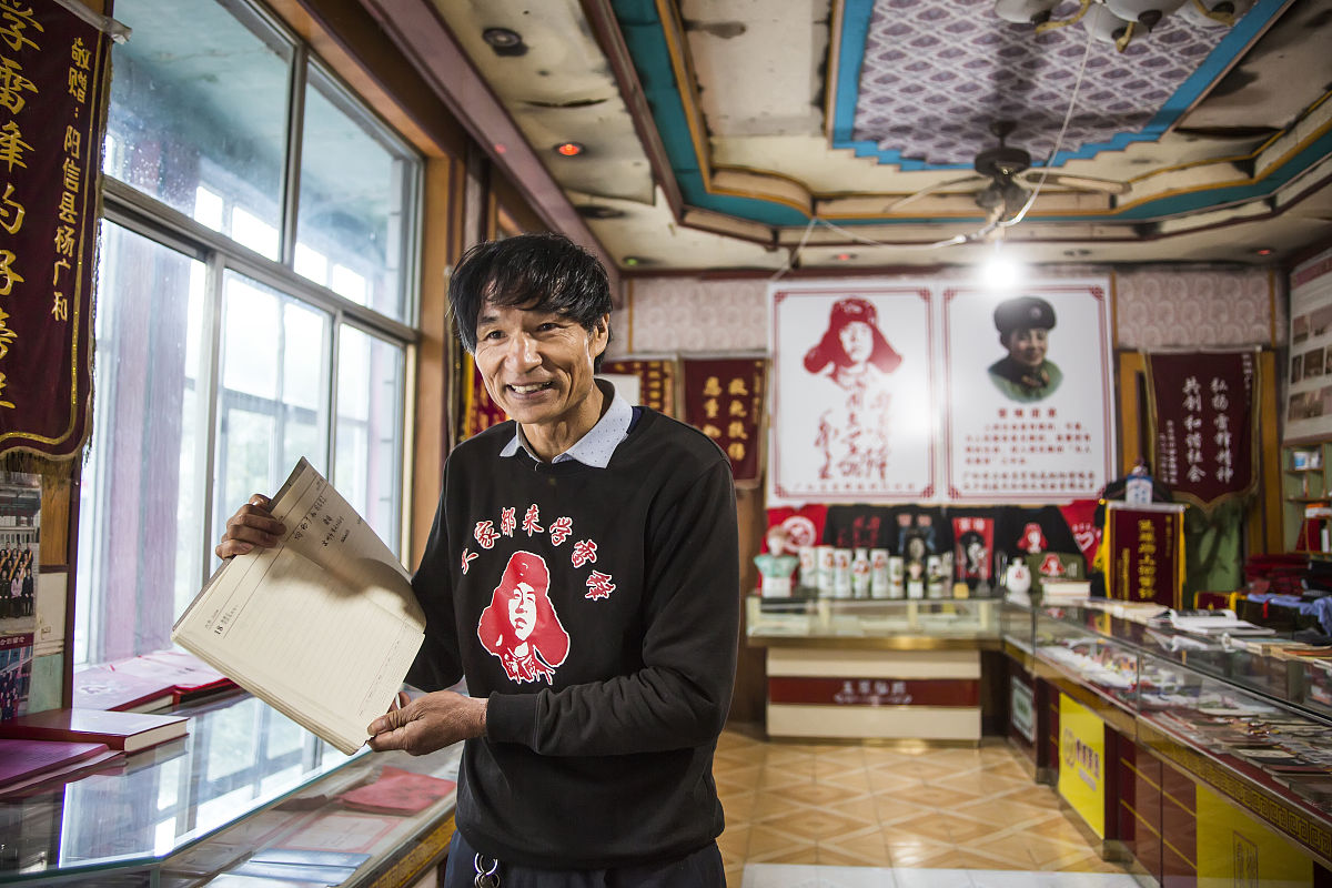 山东轻工美术学校办学层次：本科教育，培养高素质美术人才