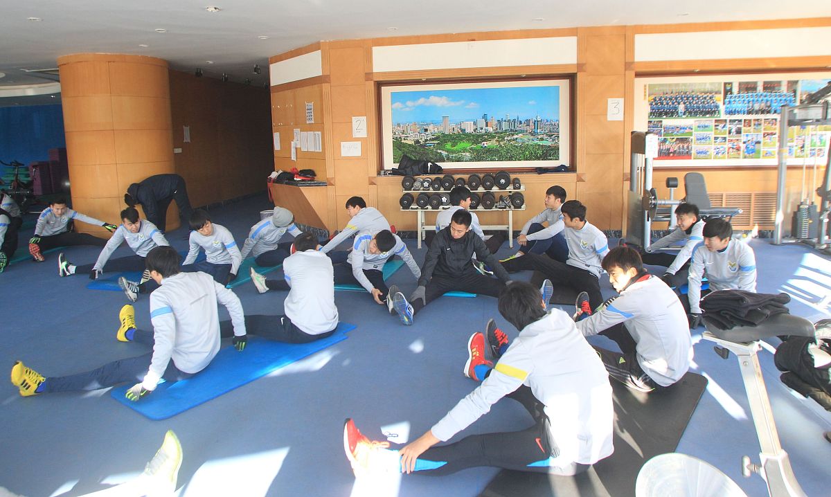 贵阳航空运动学校：优势、不足和未来发展方向