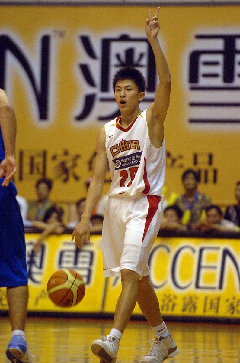 大学生篮球比赛策划案：点燃青春激情，挥洒运动活力