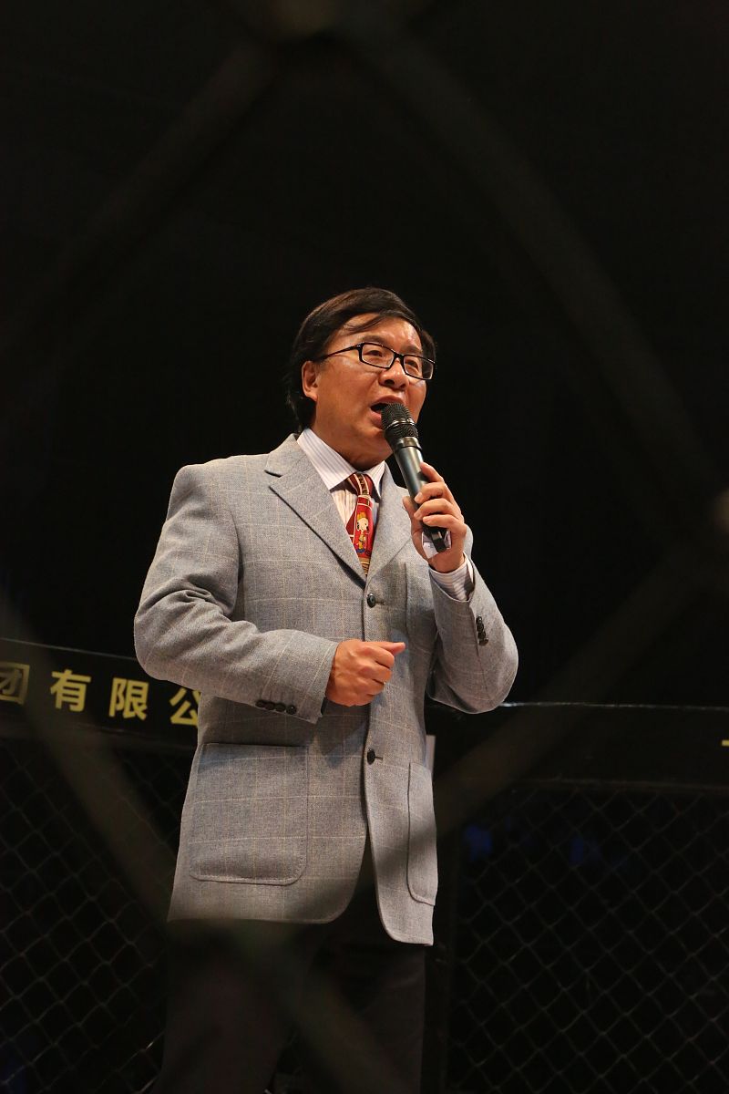 40个精彩对决标题，尽显热血沸腾！