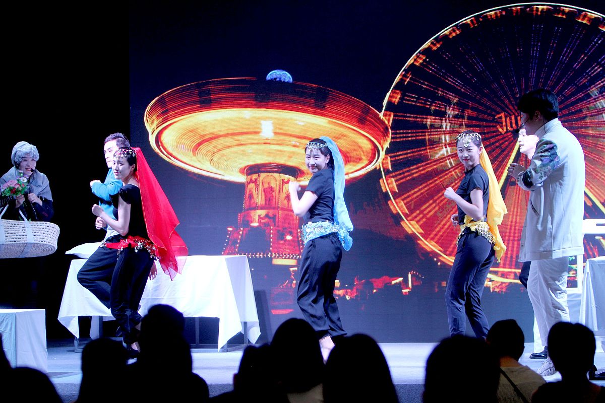 用王晴和刘攀博这两个名字写一首爱情诗