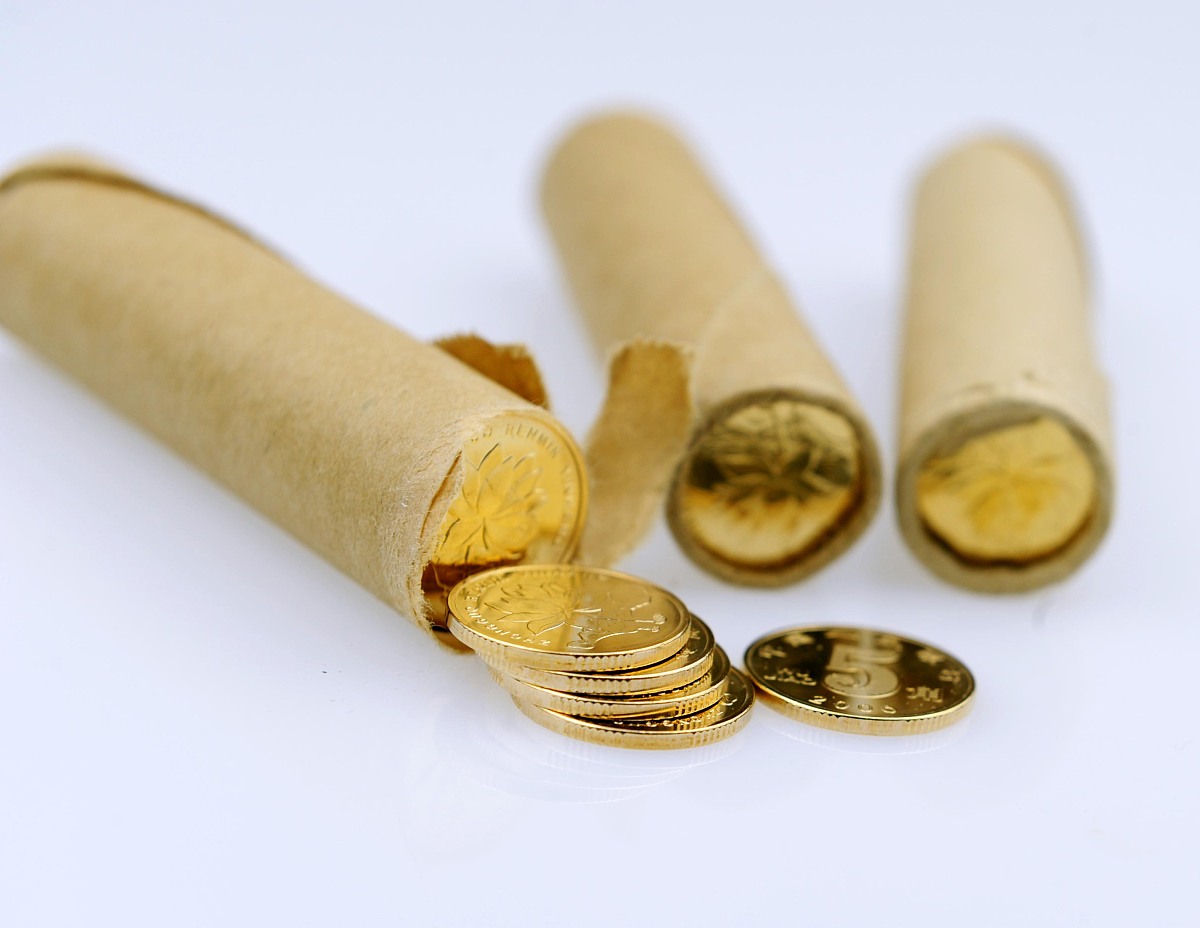 做梦梦到与弟弟一起把人家送的表卖了百万