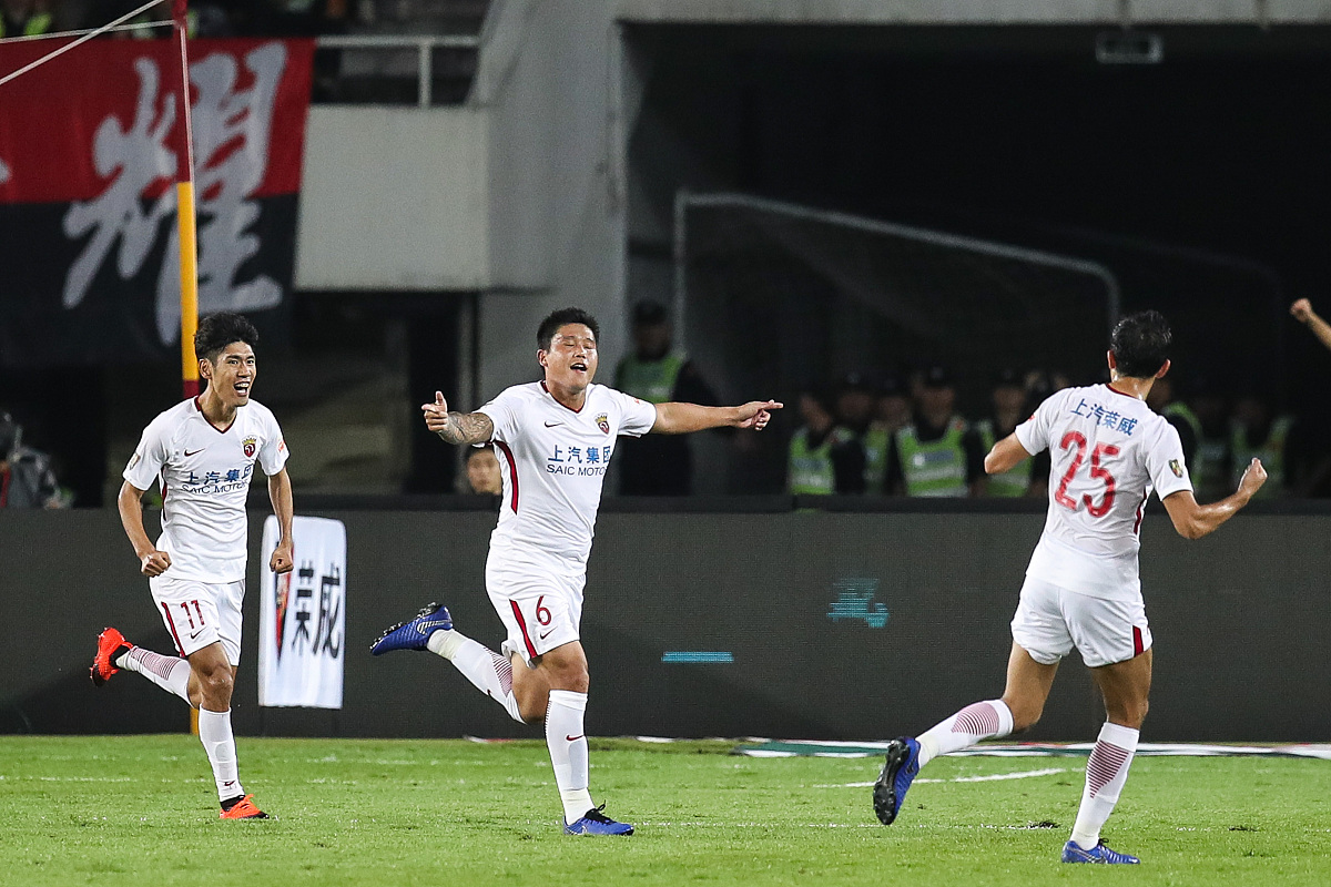 2018中超第28轮:广州恒大淘宝4-5上海上港