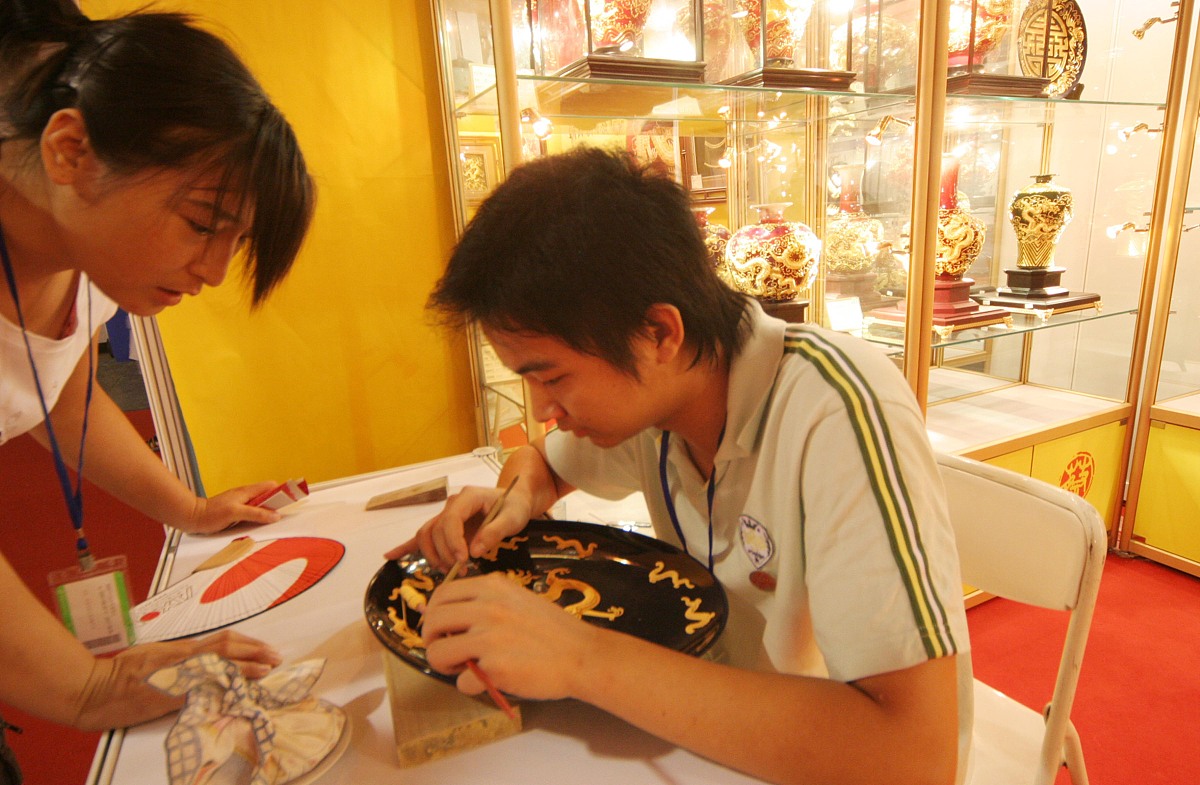 2007年8月22日,2007中国艺术博览会暨首届艺术作品送拍在(北京)中国国